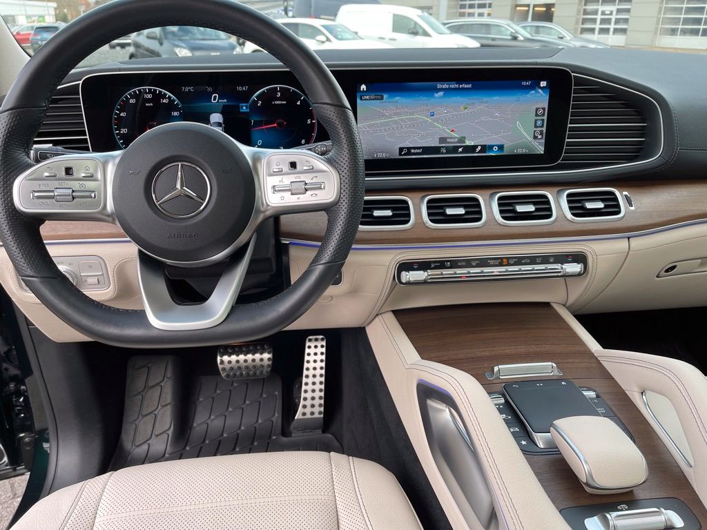 MERCEDES GLS 400d AMG - předváděcí auto - SKLADEM - super cena | online nákup | online prodej | zelená metalíza | autoibuy.com